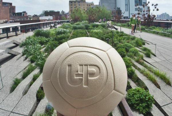 electric generating power soccer ball by soccket makes electricity