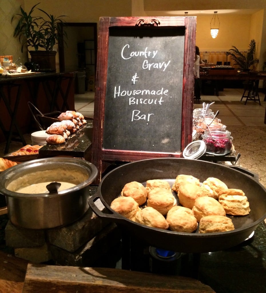 country biscuit and sausage gravy bar trevis restaurant breakfast