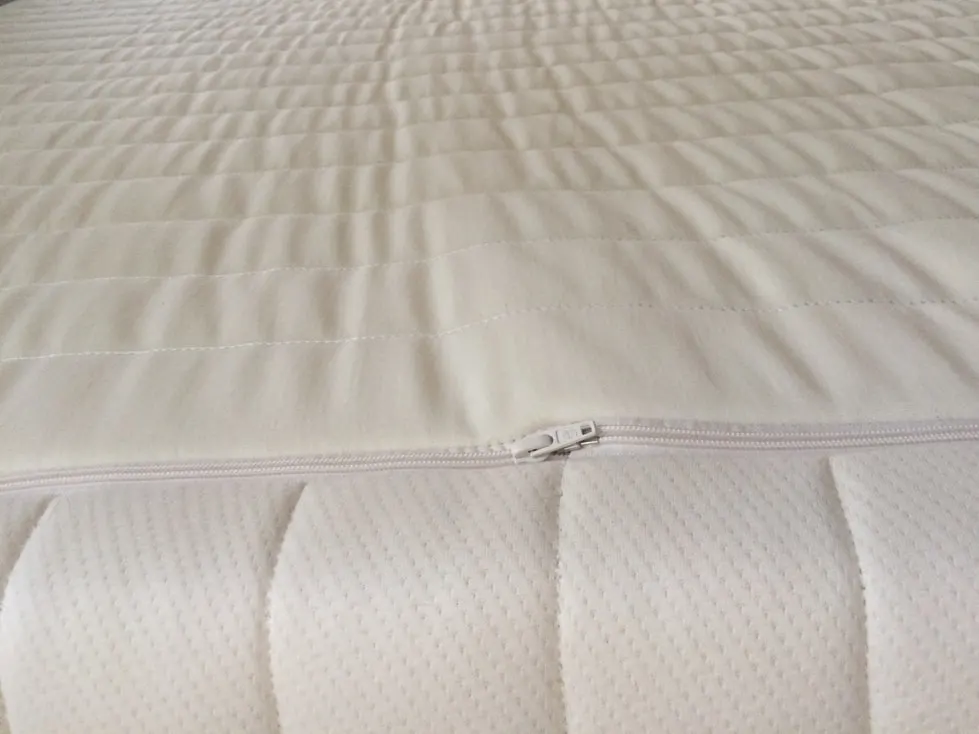 Sleep on Latex Zippered Mattress Cover