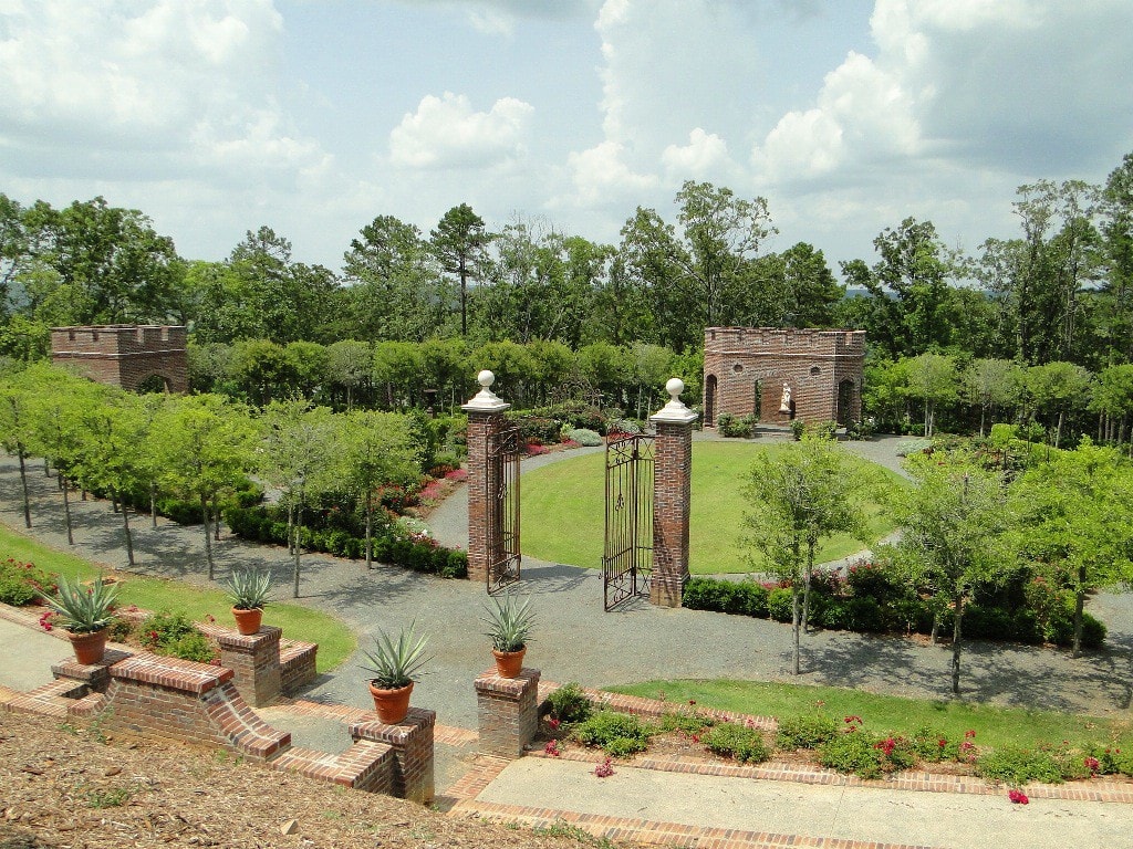 P. Allen Smith Garden Home at Moss Mountain Farm Arkansas