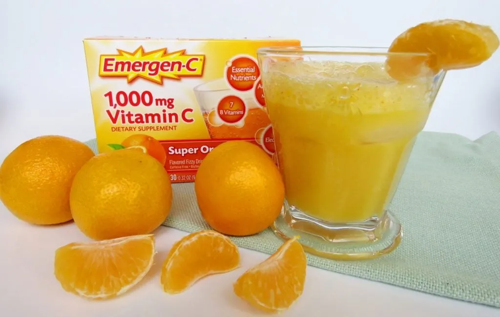 Delicious breakfast drink packed with Vitamin C! This Orange Vanilla Ginger mocktail recipe will leave you refreshed and restored for the day ahead. A perfect winter time drink. So ridiculously easy to make! Click to see the recipe.