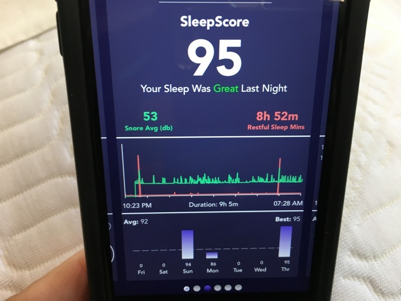 A pillow with at-home sleep analysis! Brilliant! Attach your mobile phone to the sensors in this soft and firm ZEEQ pillow and you'll discover how well you sleep at night. Sensors for snoring, too. It's a smart pillow that also plays music inside to not disturb your partner. #sleepbetter