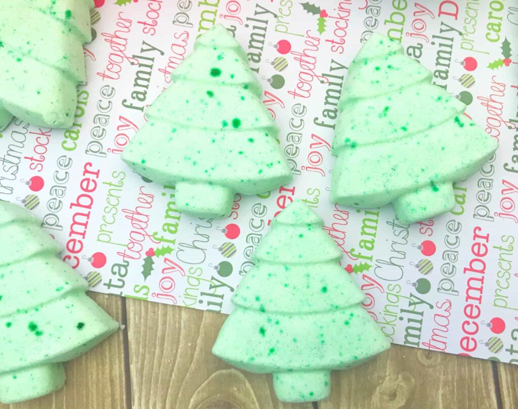 Natural Green Christmas Tree Bath Fizzies DIY Homemade Gifts