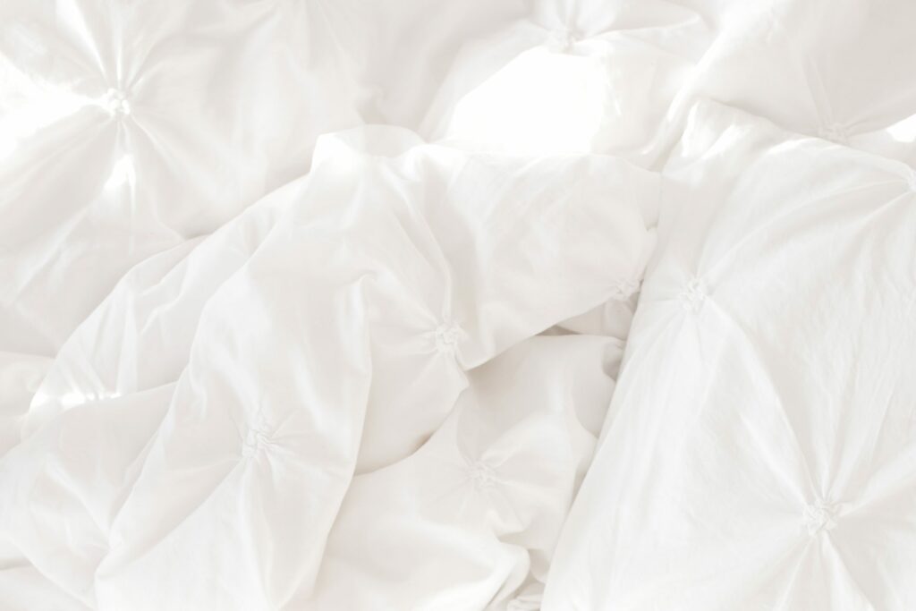 white comforter heavy blanket