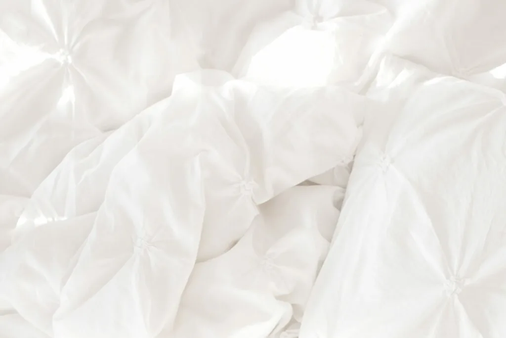 white comforter heavy blanket