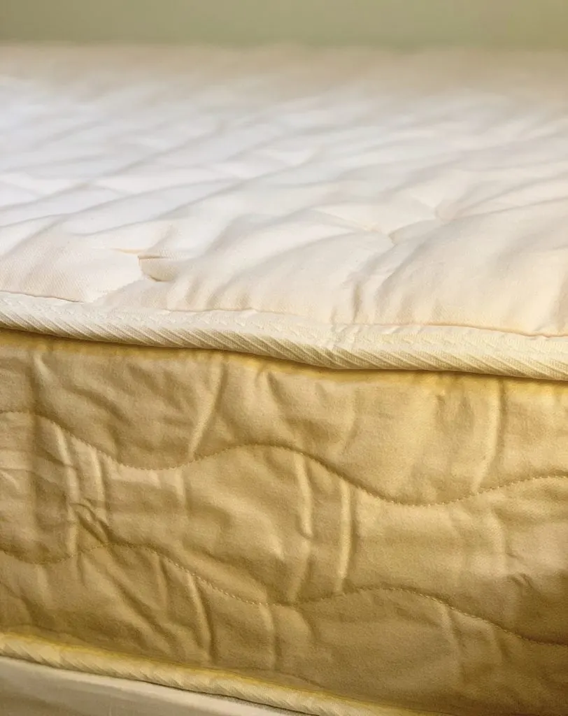 edge of joybed all natural mattress