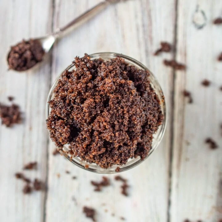 coffee sugar scrub in bowl