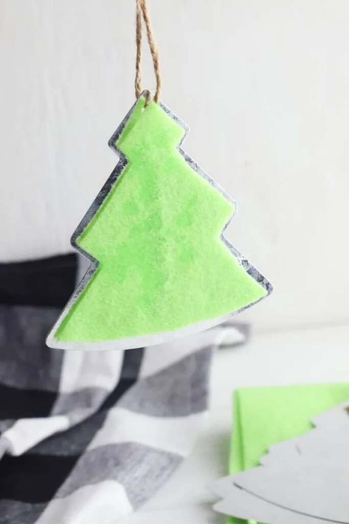 hanging pine tree scented air freshener