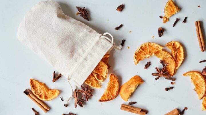 dried orange cinnamon clove potpourri in muslin bag