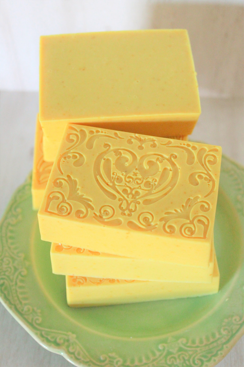 15 Beautiful Scented Homemade Soap Bars