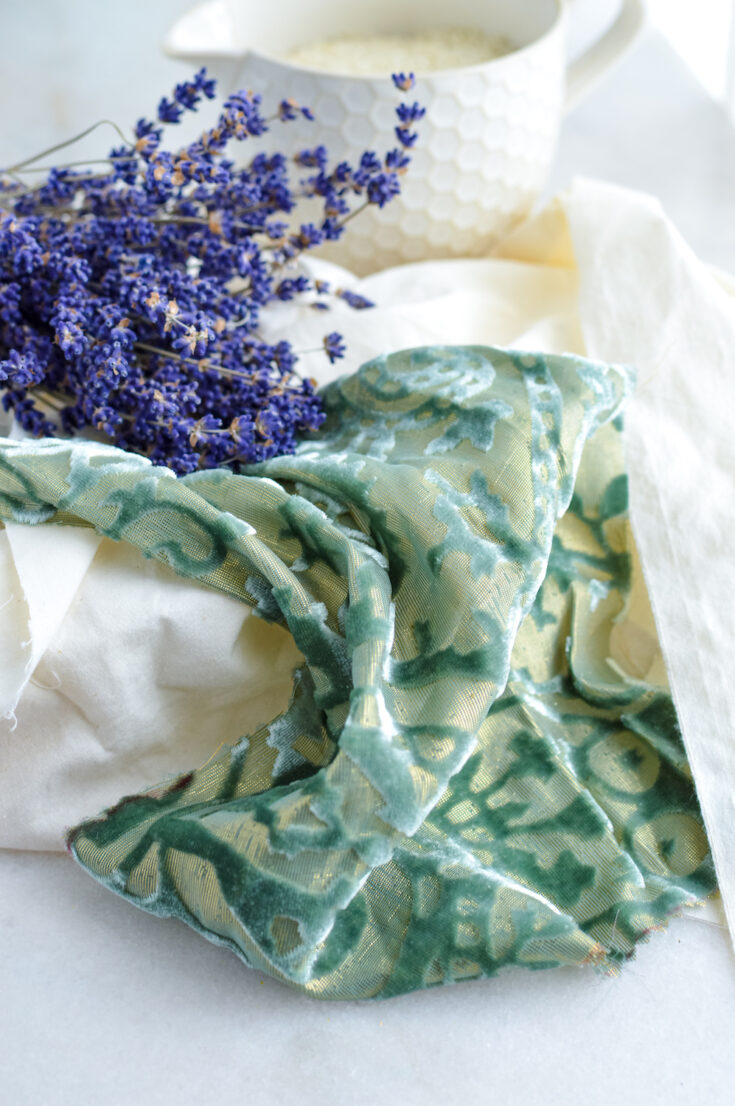 DIY Aromatherapy Rice Bags for Eyes (Hot or Cold Eye Pillows) Get