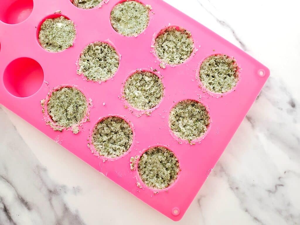 Peppermint Shower Steamers Step 5.1